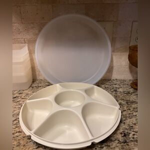 Large Tupperware Divided Veg & Dip Container Tray